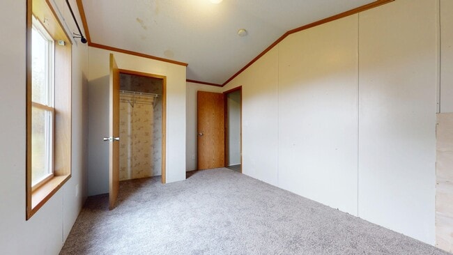 Building Photo - Coming soon-South Central Schools, HUGE ga...