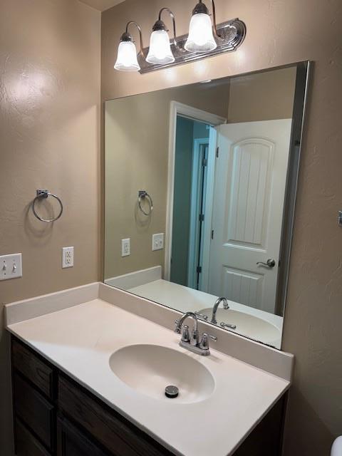 Building Photo - 2220 SE 7th St