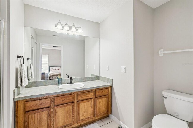 Building Photo - 165 Quail Oaks Cir