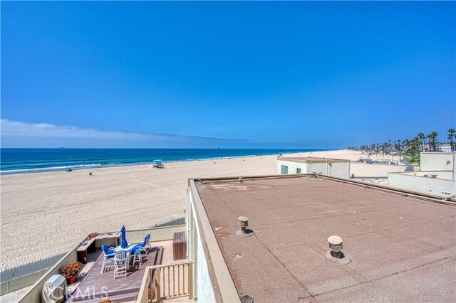 Building Photo - 711 Pacific Coast Hwy