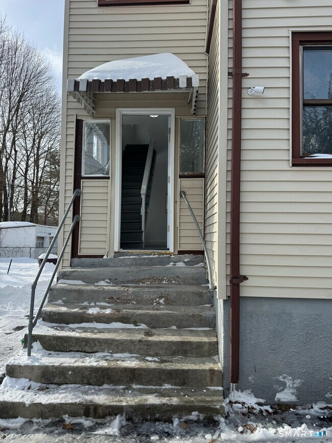 Building Photo - 54 Overlook Ave