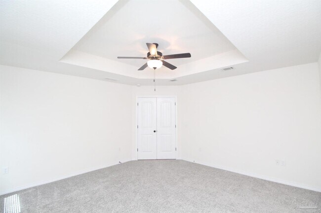 Building Photo - 5605 Peach Dr