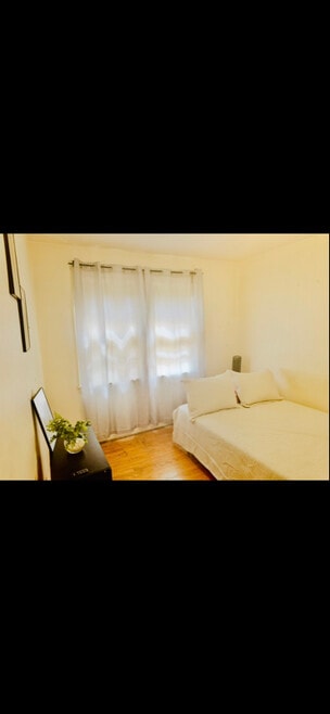 Building Photo - 4115 23rd Pl