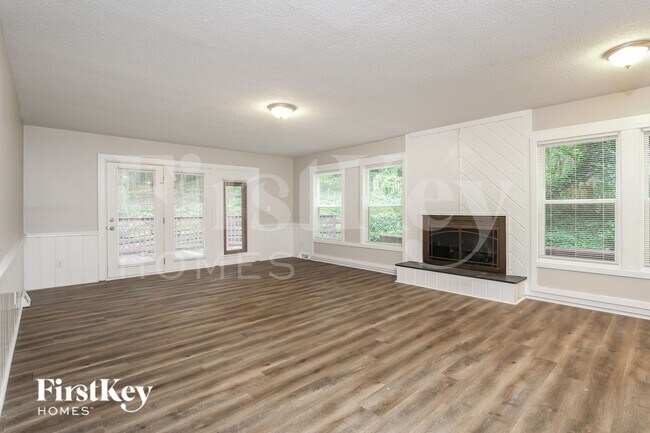 Building Photo - 8832 Belhaven Ct