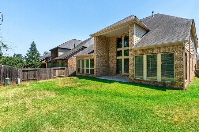 Building Photo - 138 Meadow Run Dr