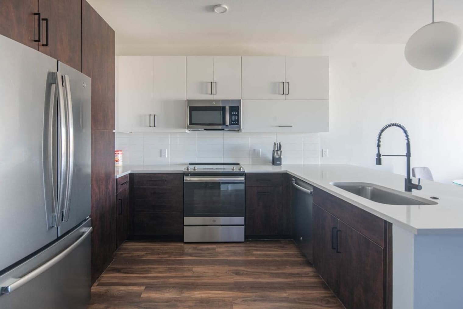 Building Photo - 701 W Rio Salado Pkwy