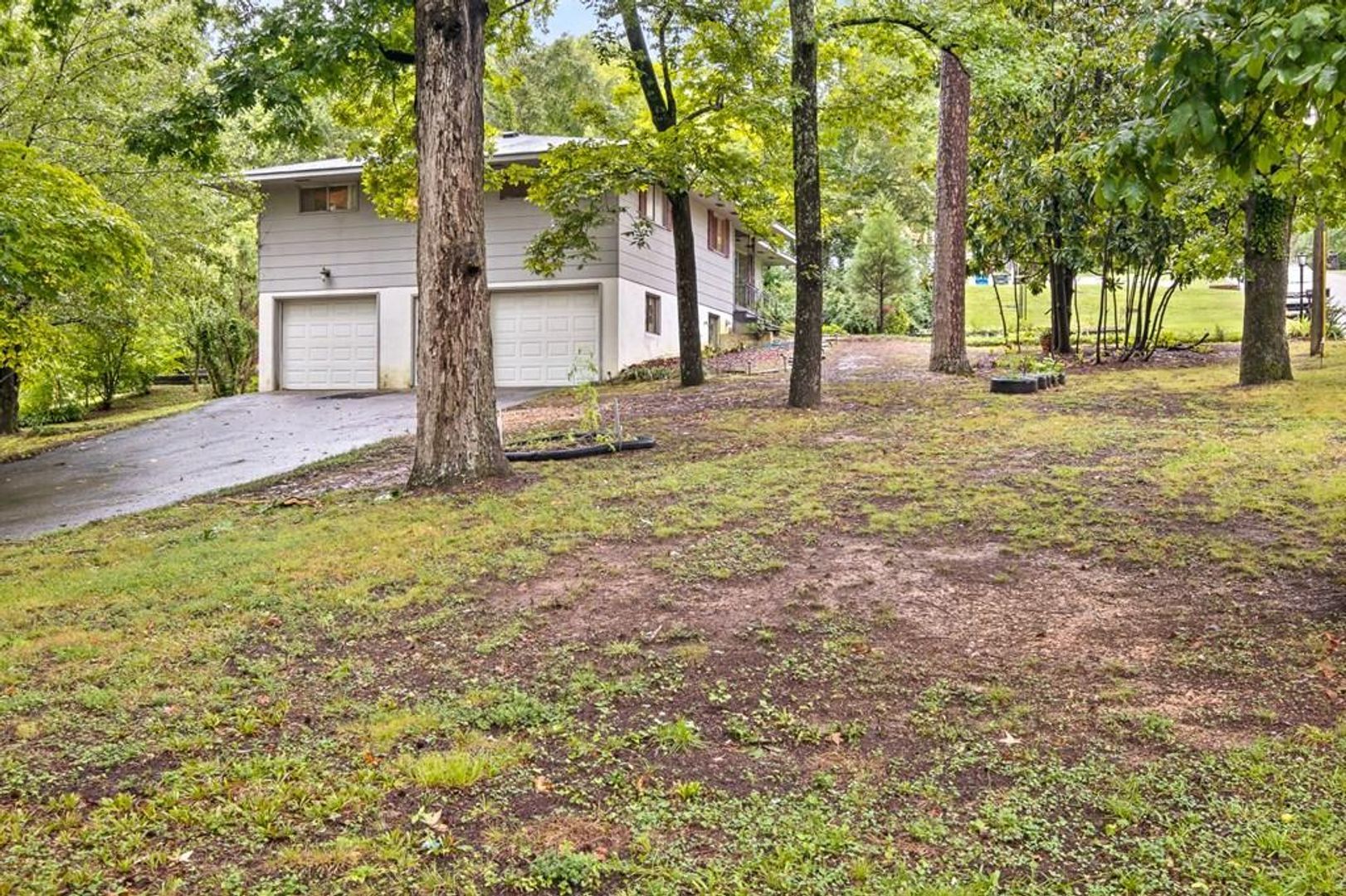 Building Photo - 3618 Sunrise Terrace