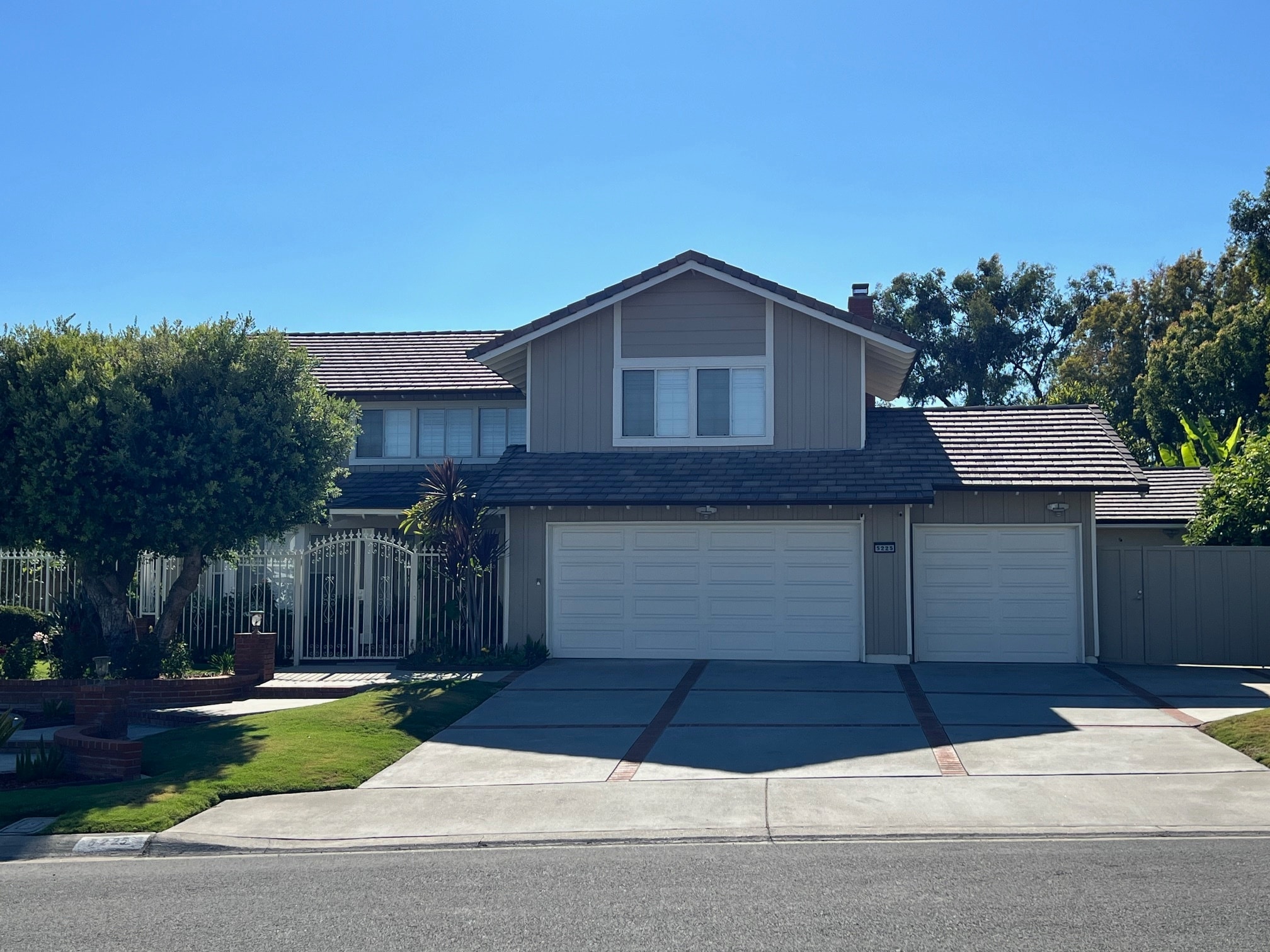 Main House Apt Right side - 5225 Paseo Panorama