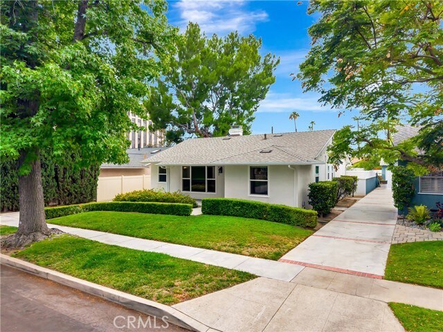 Building Photo - 4833 Longridge Ave