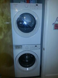 Building Photo - 38 Newton St