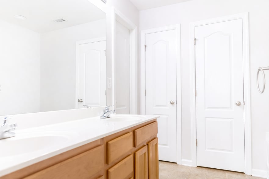 Building Photo - 544 Ridge View Xing