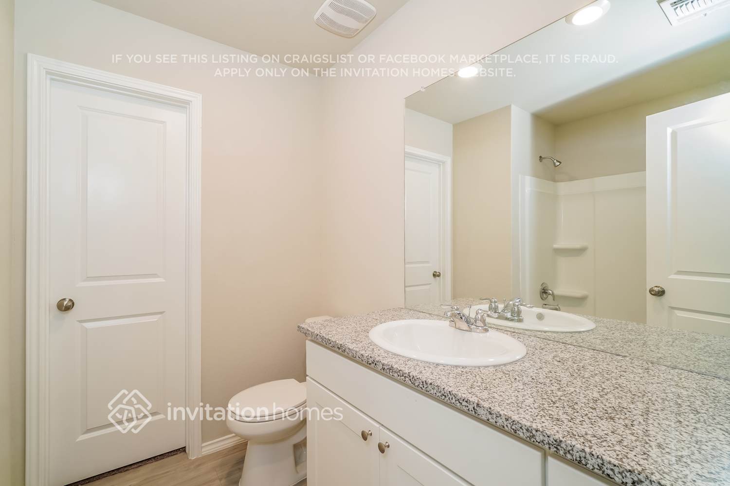 Building Photo - 7218 Avila Vis
