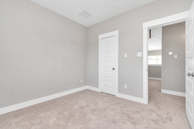 Building Photo - 1411 Northern Brewer Trl