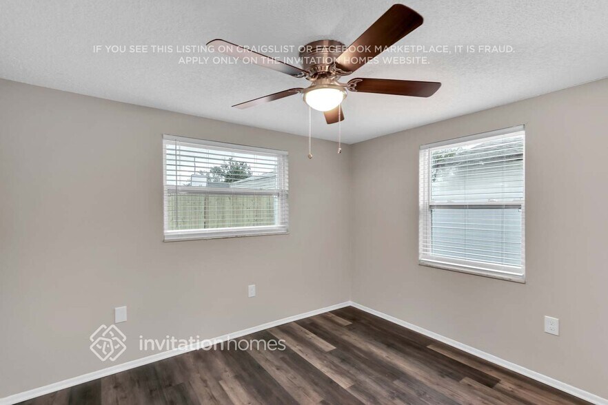 Building Photo - 8735 Spanish Moss Dr