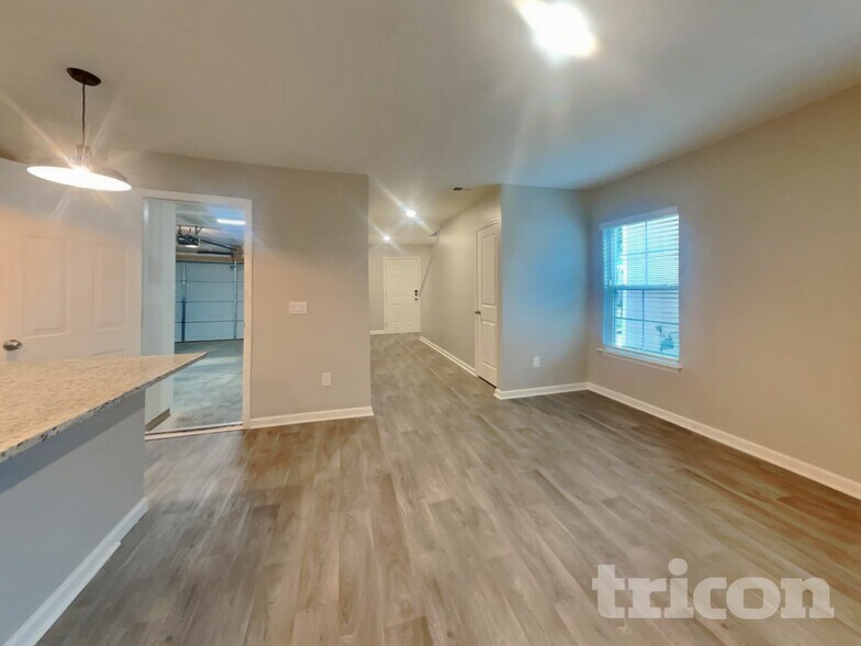 Building Photo - 4589 Heatherly Rd