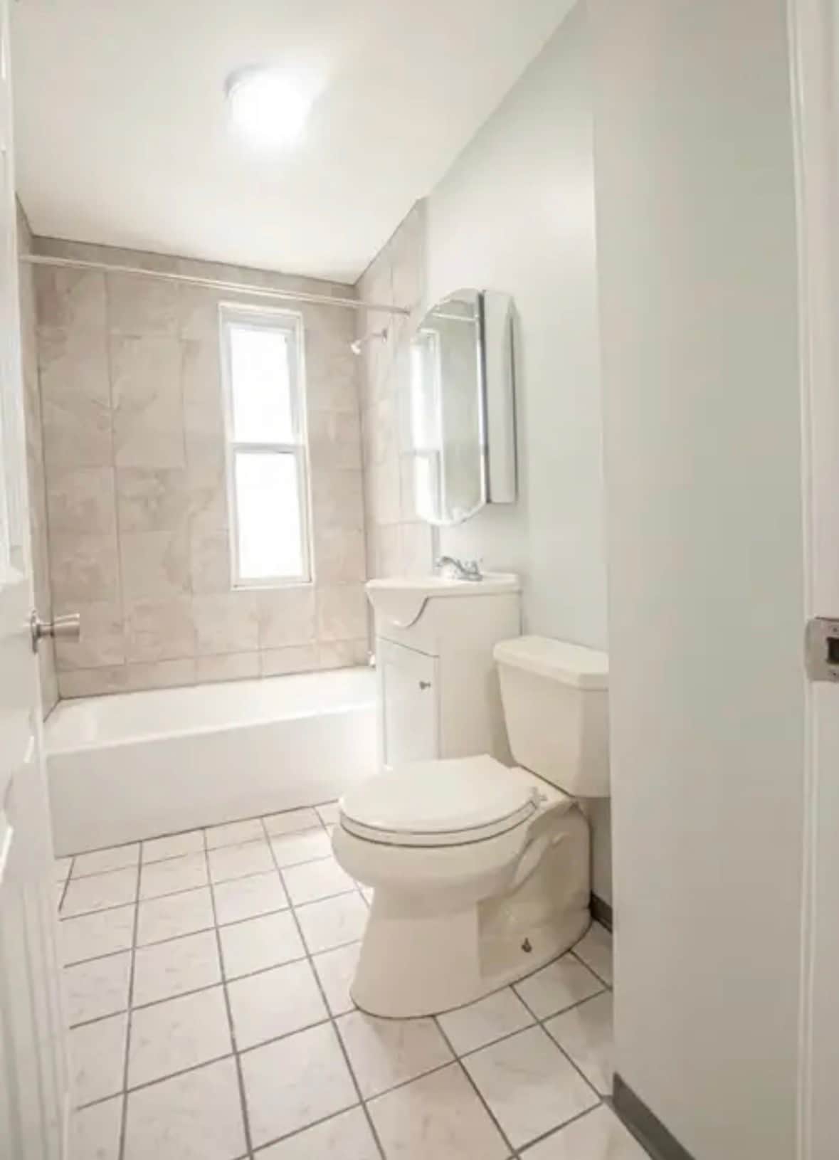 Building Photo - 9752 S Avenue J