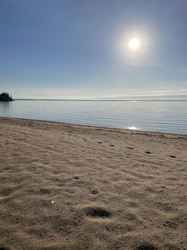 Building Photo - 42 Folly Rd