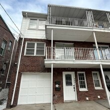 Building Photo - 810 23rd St