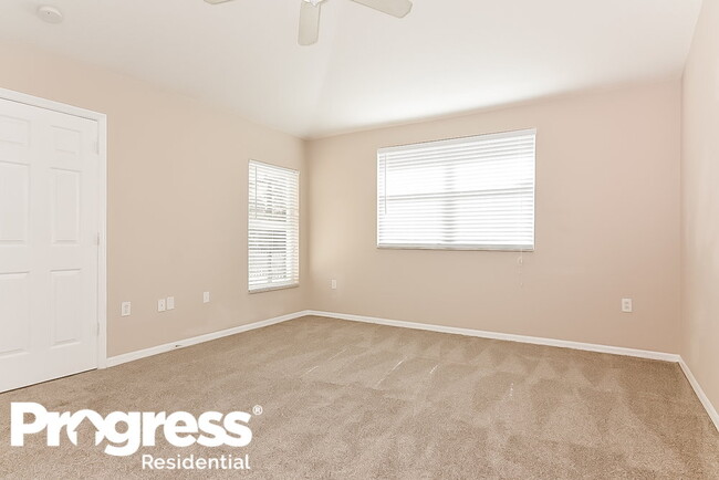 Building Photo - 30035 Morningmist Dr