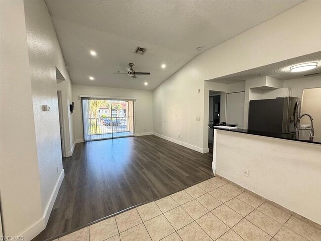 Building Photo - 8275 Ibis Club Dr