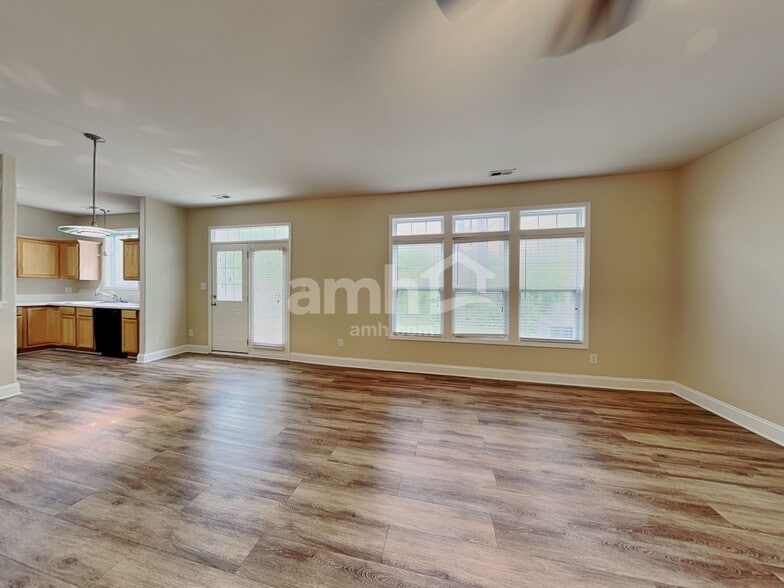 Building Photo - 9815 Waltham Ct