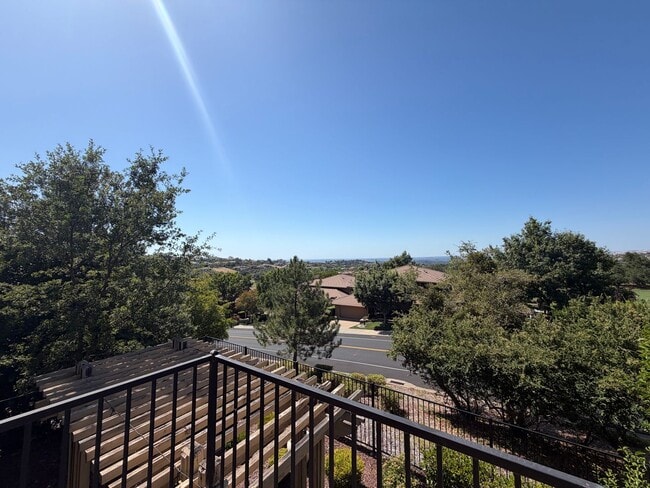 Building Photo - 1014 Gamay Dr