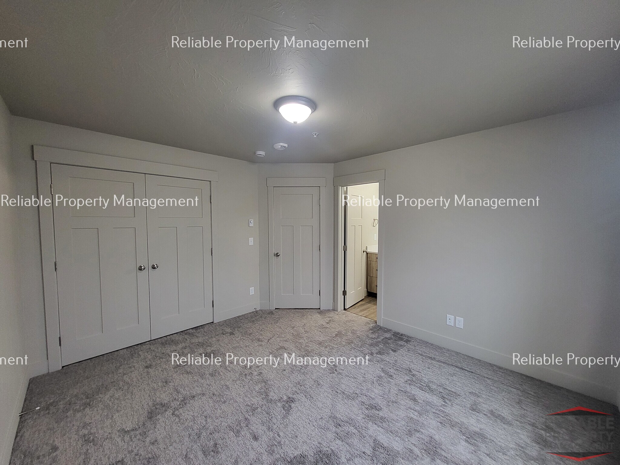 Building Photo - 6325 N Silver Fox Rd