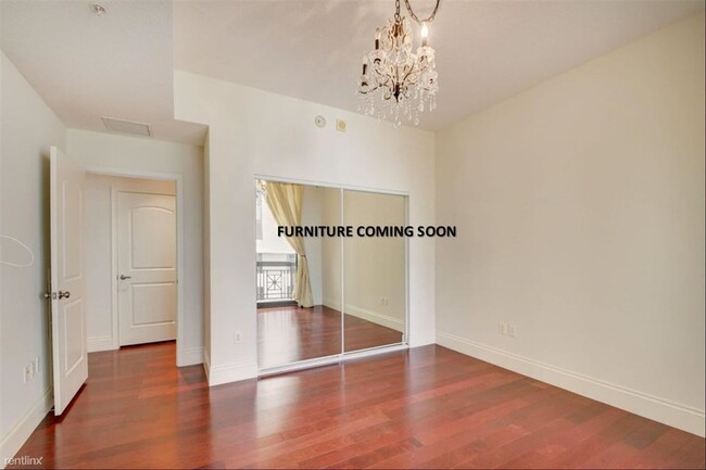 Building Photo - 2 br, 2 bath Condo - 701 S Olive Ave Apt 727