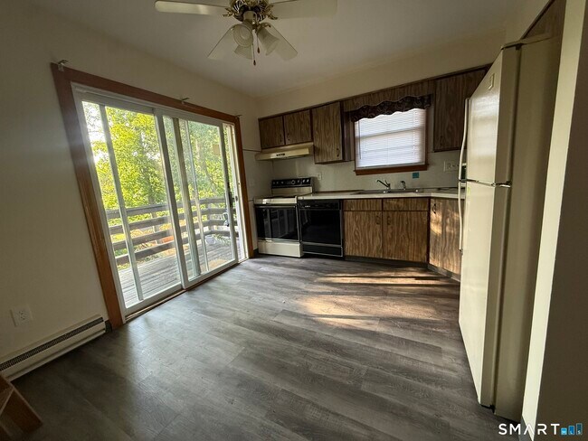 Building Photo - 463 Pierpont Rd