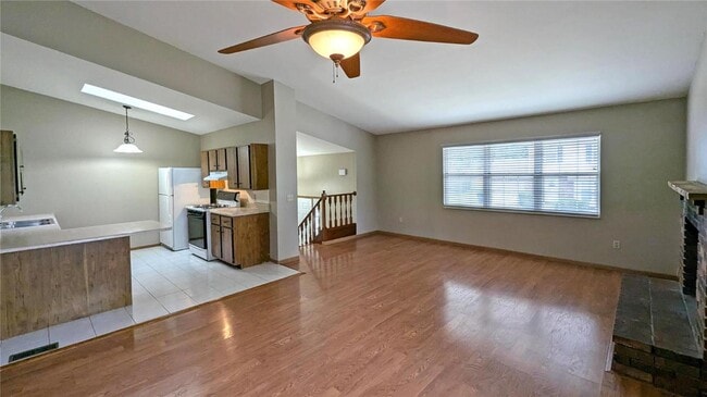 Building Photo - 332 Spencer Pl