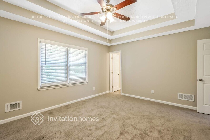 Building Photo - 4130 Summer Wood Dr