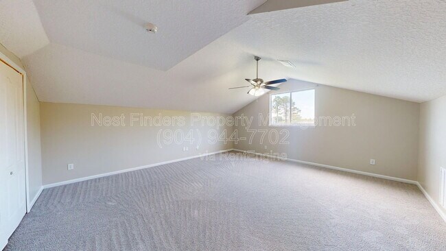 Building Photo - 5731 Rainbow Lake Dr N