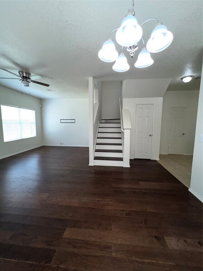 Building Photo - 18823 S Lyford Dr