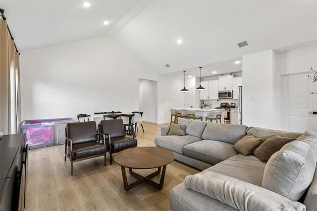 Building Photo - 1242 Champlain Wy