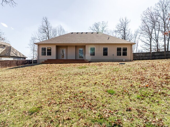 Building Photo - 13 Bobwith Ln