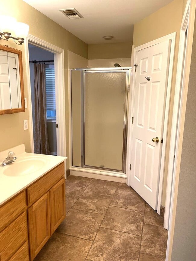 Building Photo - 208 Coronado Cir