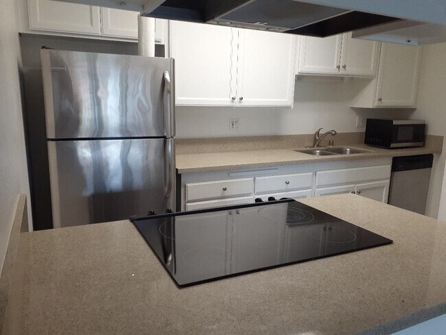 Kitchen - 2380 Hosp Way