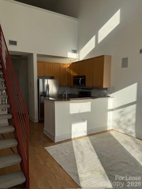 Building Photo - 115 E Park Ave