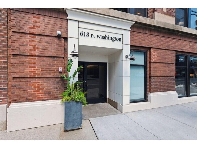 Building Photo - 618 N Washington Ave