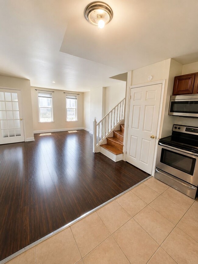 Building Photo - Charming 3-Bedroom Home Available Soon in Manayunk