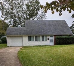 Building Photo - 6105 Bromley Ct