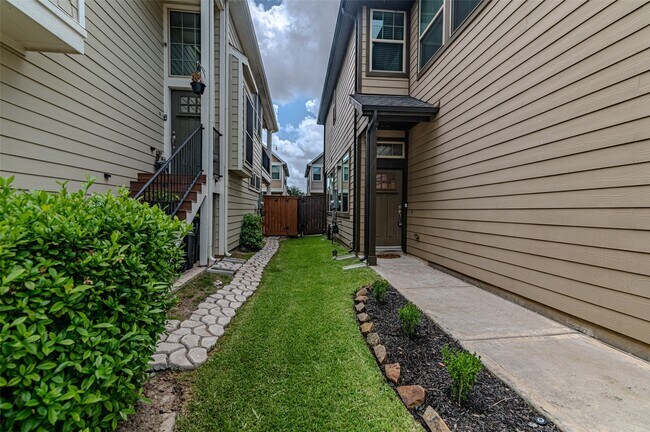 Building Photo - 5543 Purple Meadow Ln