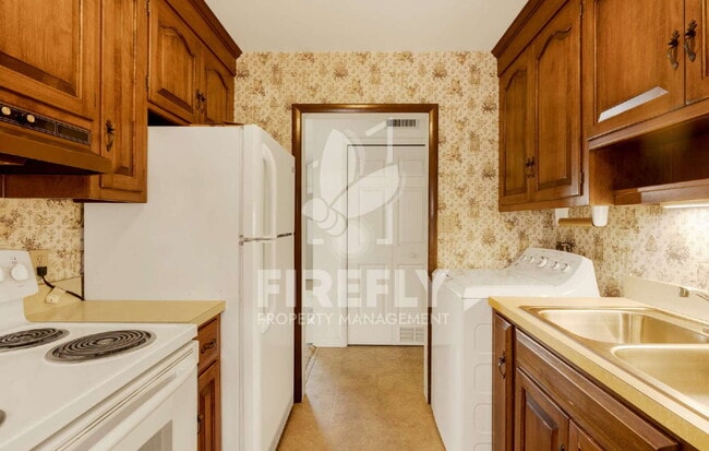 Building Photo - Charming Ranch Home in Hempfield School Di...