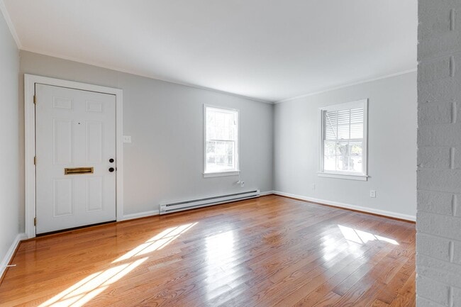 Building Photo - Cozy, Two Bedroom Home in Midlothian Avail...