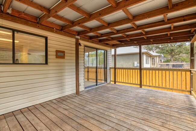 Building Photo - 16031 Watering Point Dr