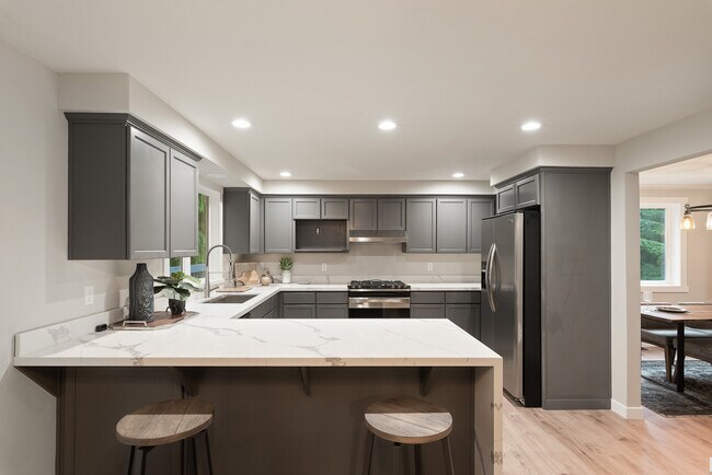 Building Photo - 5727 166th St NW