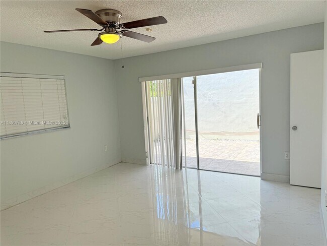 Building Photo - 8208 SW 81st Pl