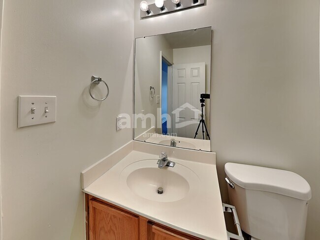 Building Photo - 4206 Yaupon Ct