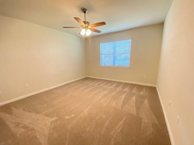 Building Photo - 16038 Winding Bluff Dr