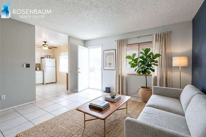 Building Photo - 452 E 9th Ave